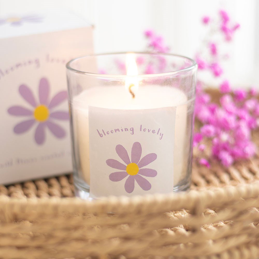 Blooming Lovely Daisy Wildflower Candle - Willow Shack Collective