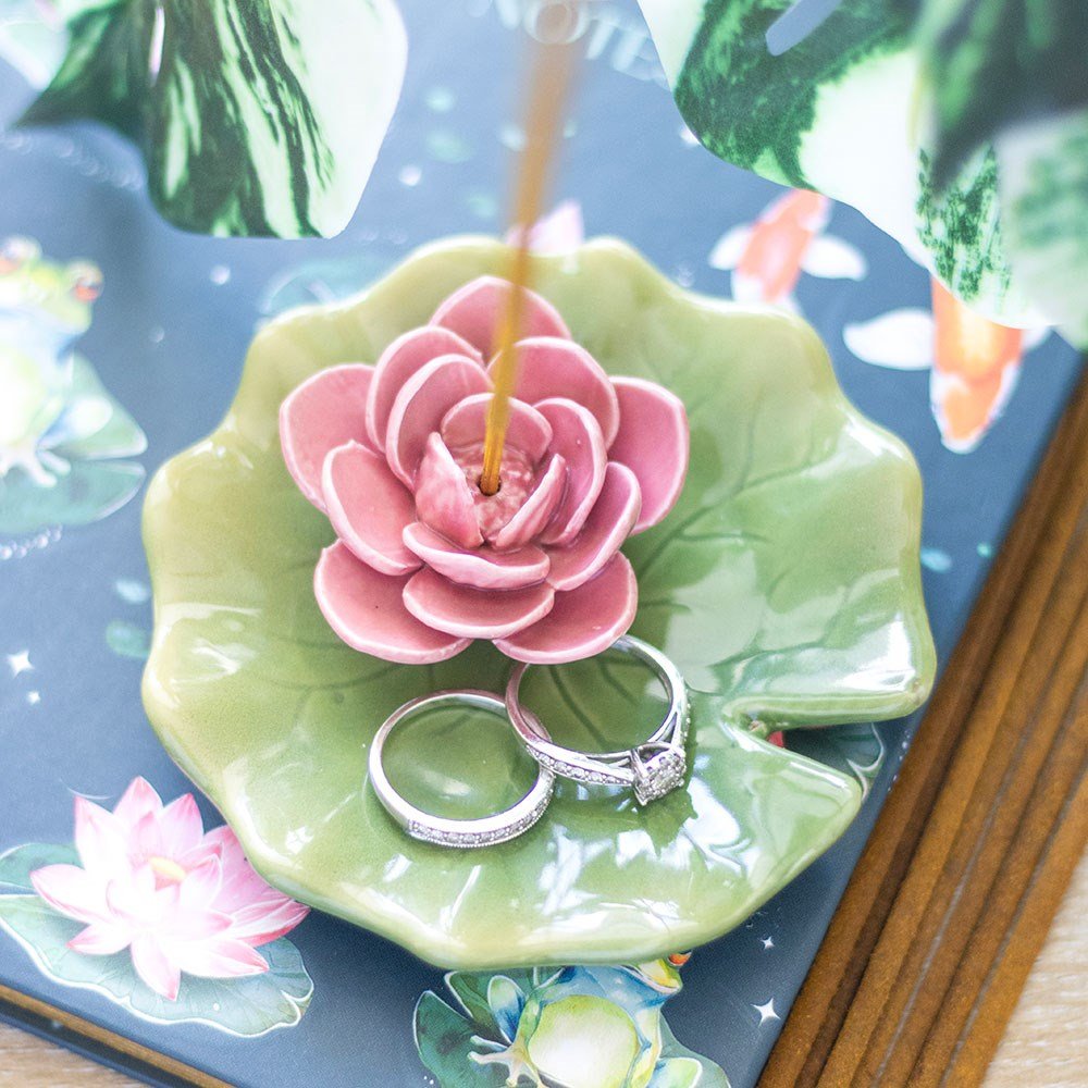 Lily Pad Trinket Dish and Incense Stick Holder - Willow Shack Collective